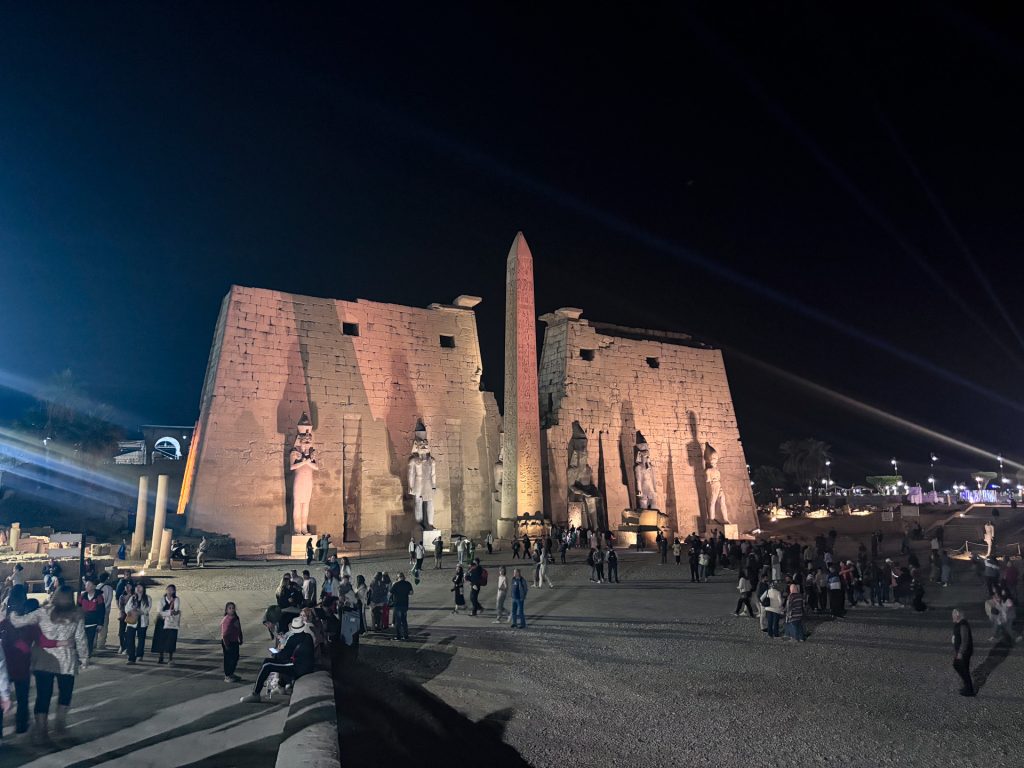 盧克索神殿 Luxor temple 夜晚 night